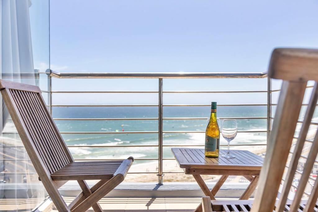 Horizon Bay 1306 Beachfront Bloubergstrand By Hmh